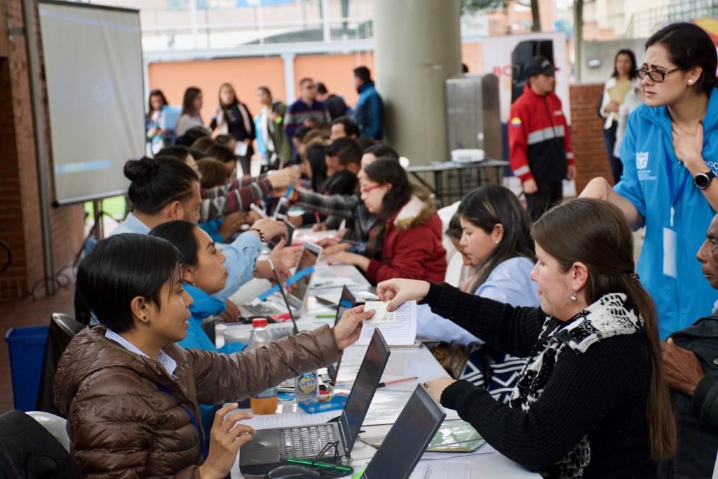 foto evento Feria de empleo alcaldía de Bogotá1
